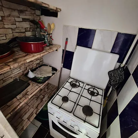 Apartament Lamaitei